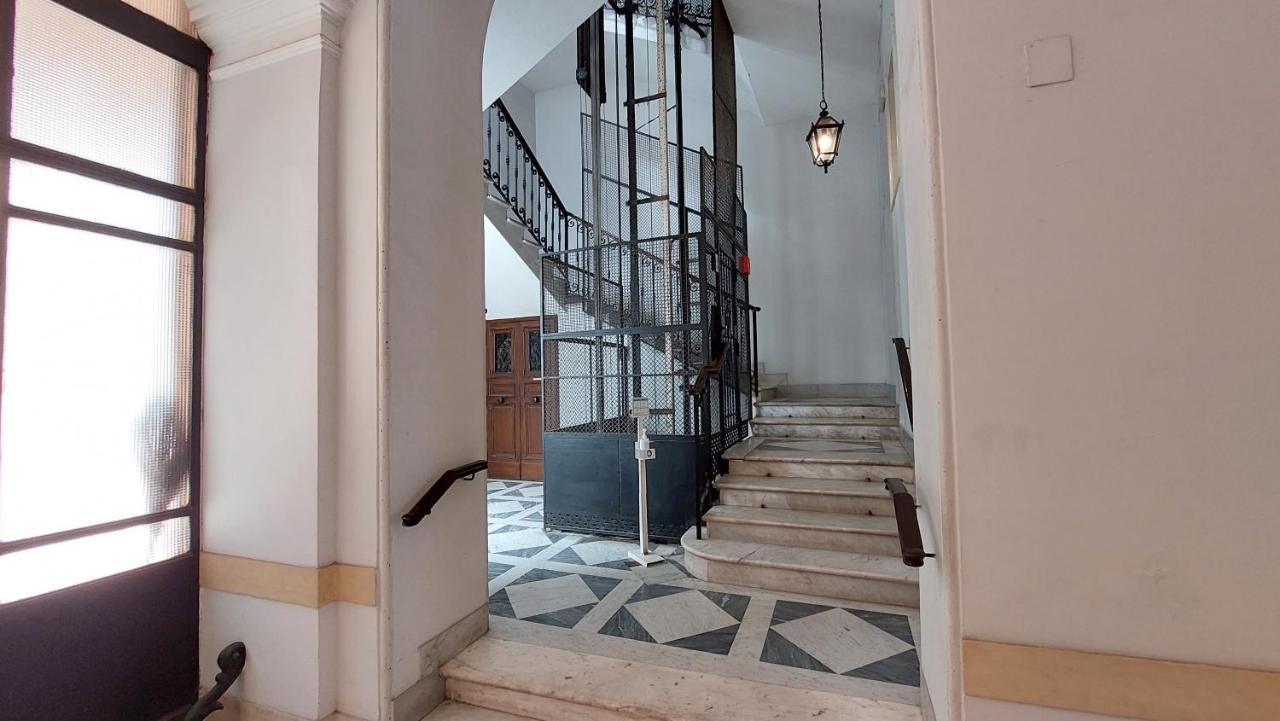 Dimora San Bartolomeo - Design, Panoramic View & Culture Apartment